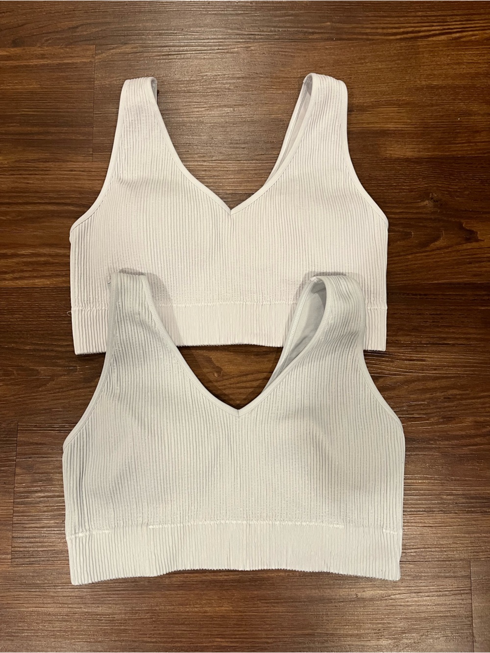 NWOT Aerie Chill Play Move Sports Bra Tank Top Women's Medium Padded Gym Spandex